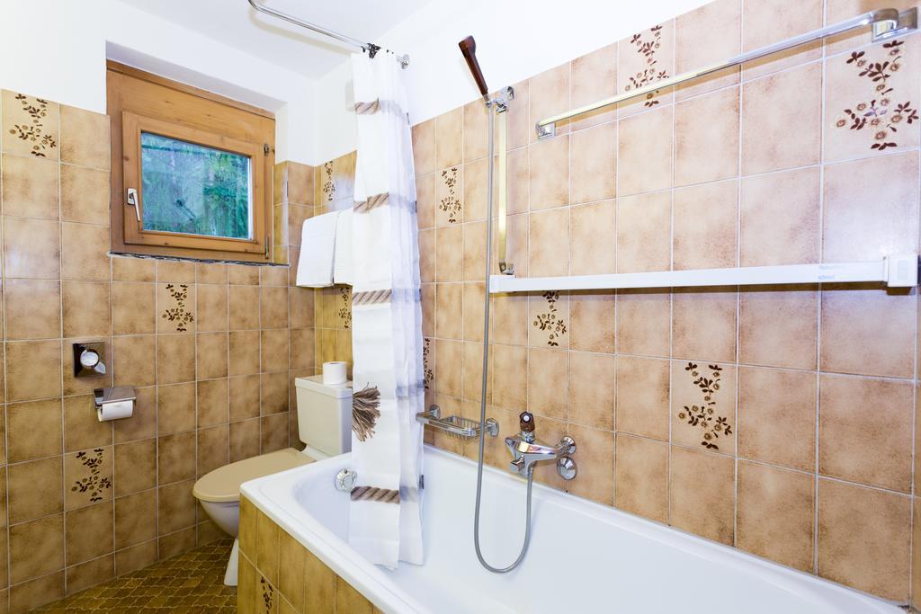 Hotel B&B Susom Surlej Silvaplana Exterior photo